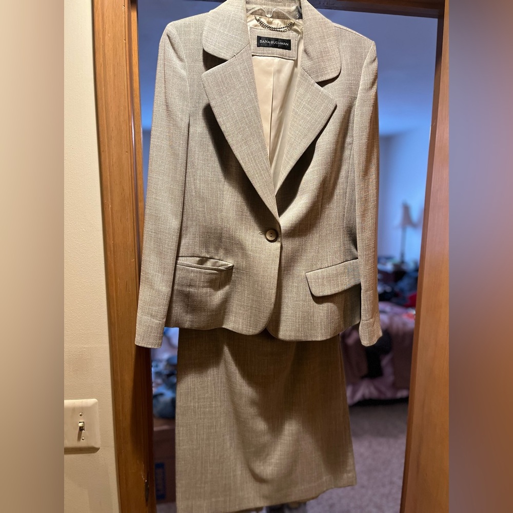 Dana Buchman Suit